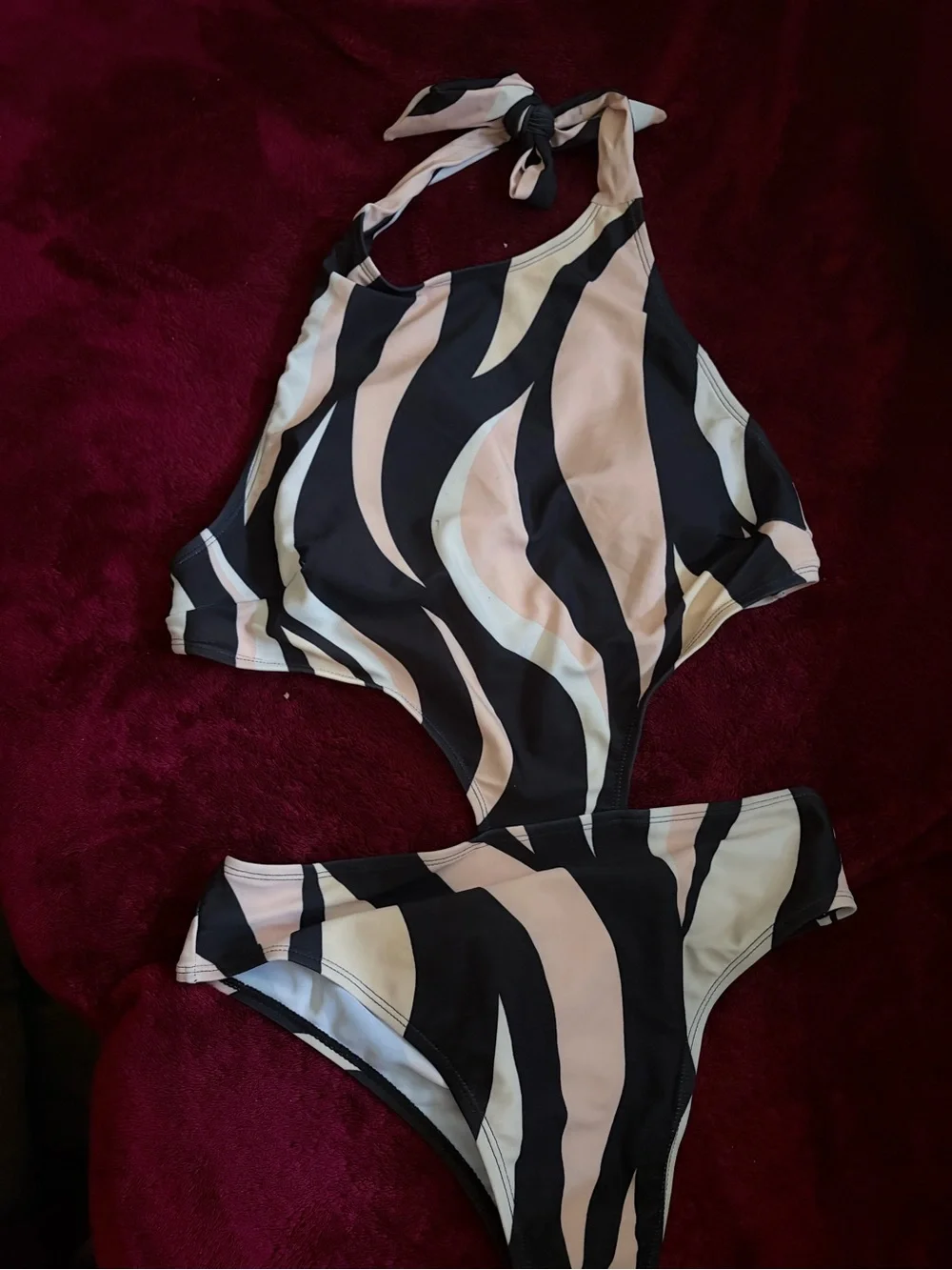 One-Piece Swimwear in Black and Cream - Stylish Halter Cutout